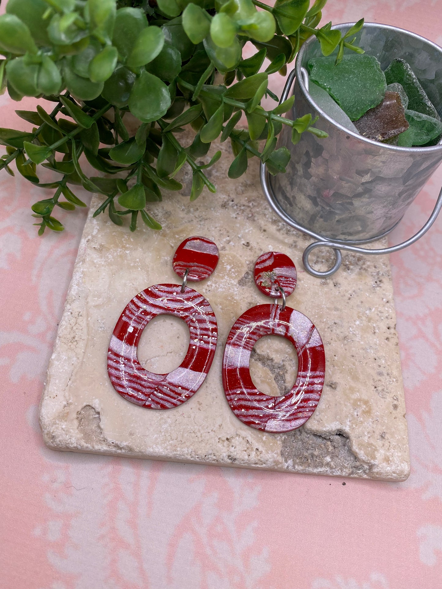 2511 Christmas candy cane earrings